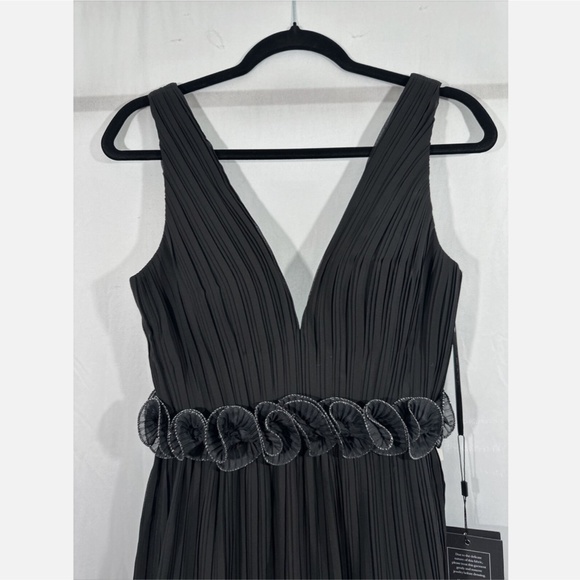 NWT $398 IEENA Mac Duggal [ 4 ] Rosette Ruffle Layered Rosette Dress Gown Black‎ - Picture 8 of 14